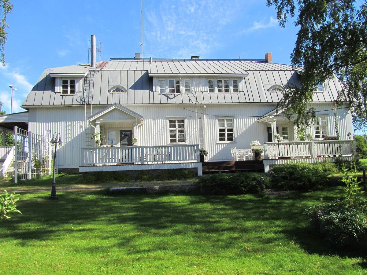 Hotelli Huiskankorpi Boutique Hotel Nivala ภายนอก รูปภาพ