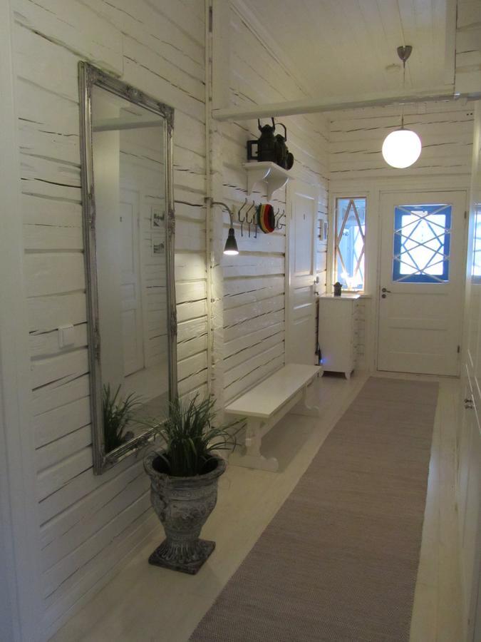 Hotelli Huiskankorpi Boutique Hotel Nivala ภายนอก รูปภาพ