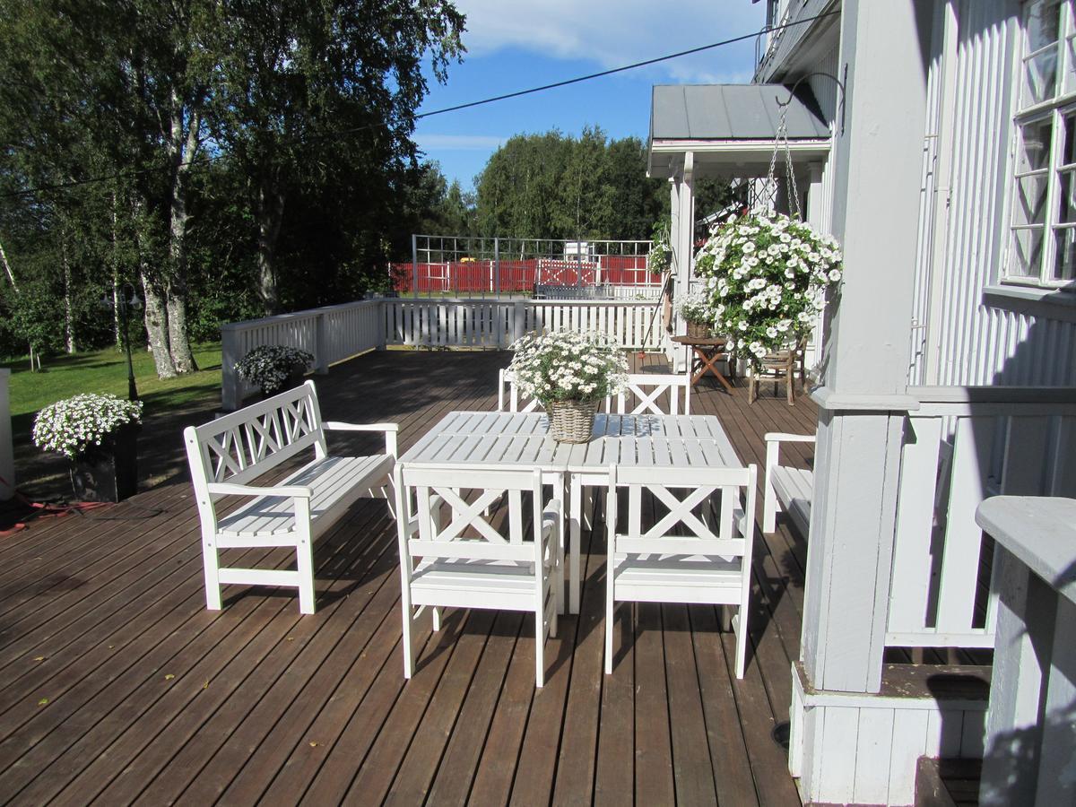 Hotelli Huiskankorpi Boutique Hotel Nivala ภายนอก รูปภาพ