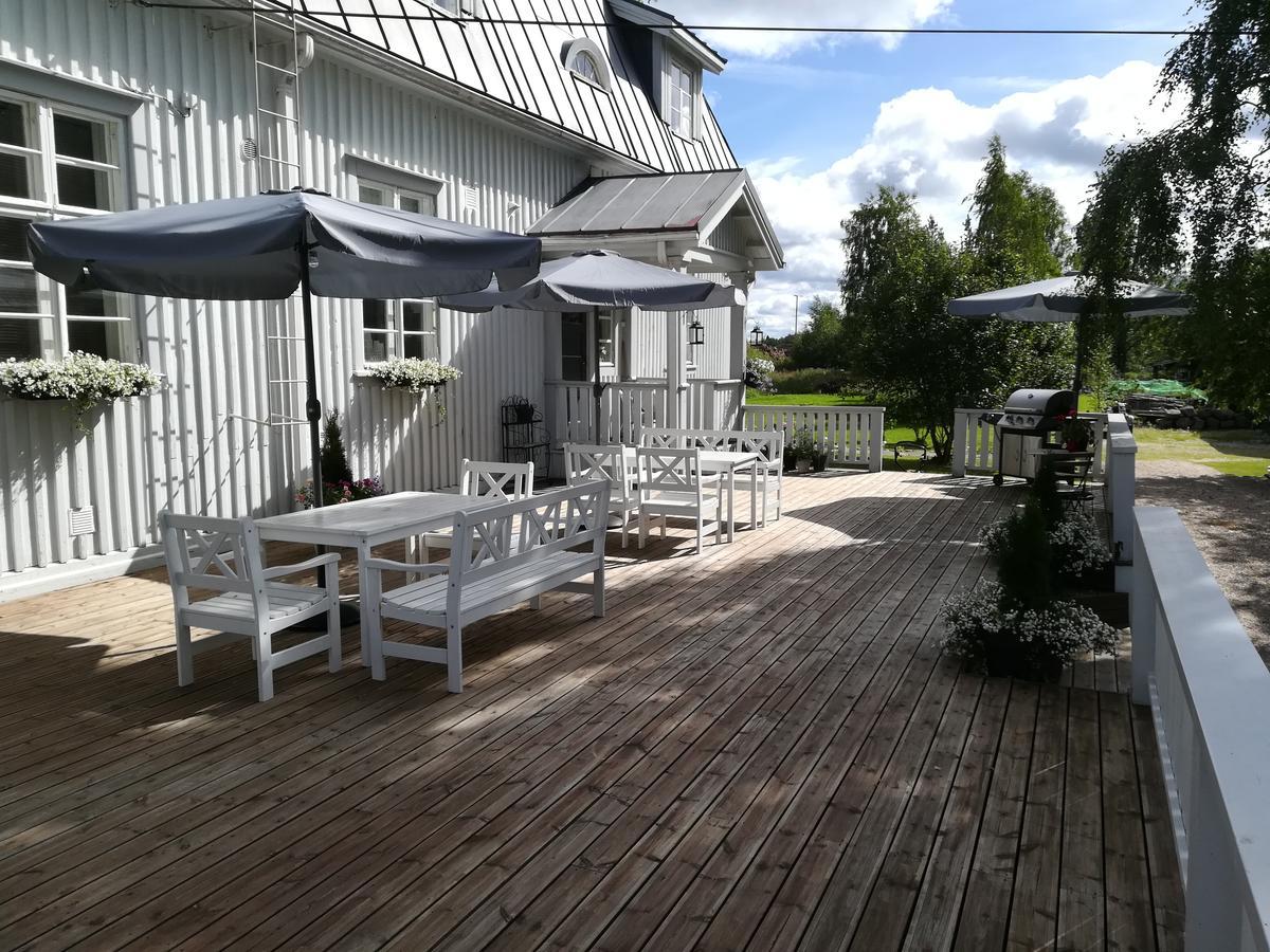 Hotelli Huiskankorpi Boutique Hotel Nivala ภายนอก รูปภาพ