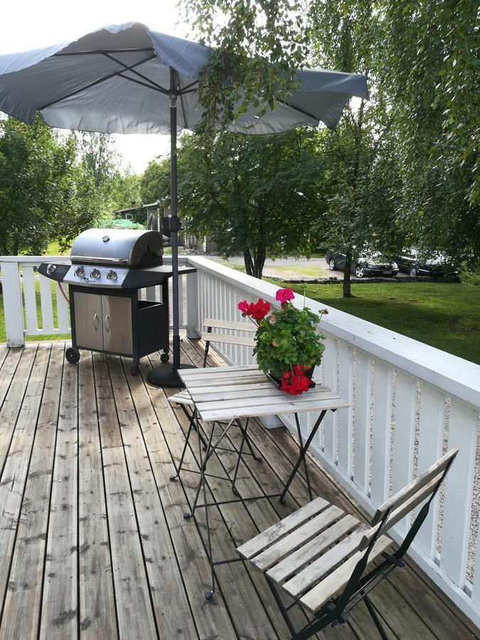 Hotelli Huiskankorpi Boutique Hotel Nivala ภายนอก รูปภาพ